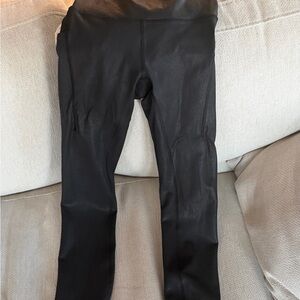 Black lululemon shiny leggings